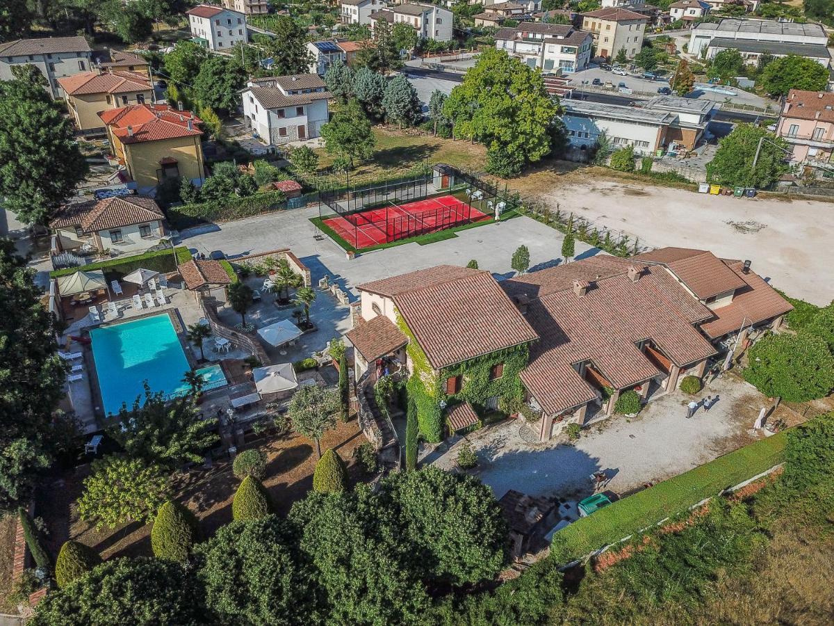 Vila Residenza Le Querce Trilocale Fossato di Vico Exteriér fotografie